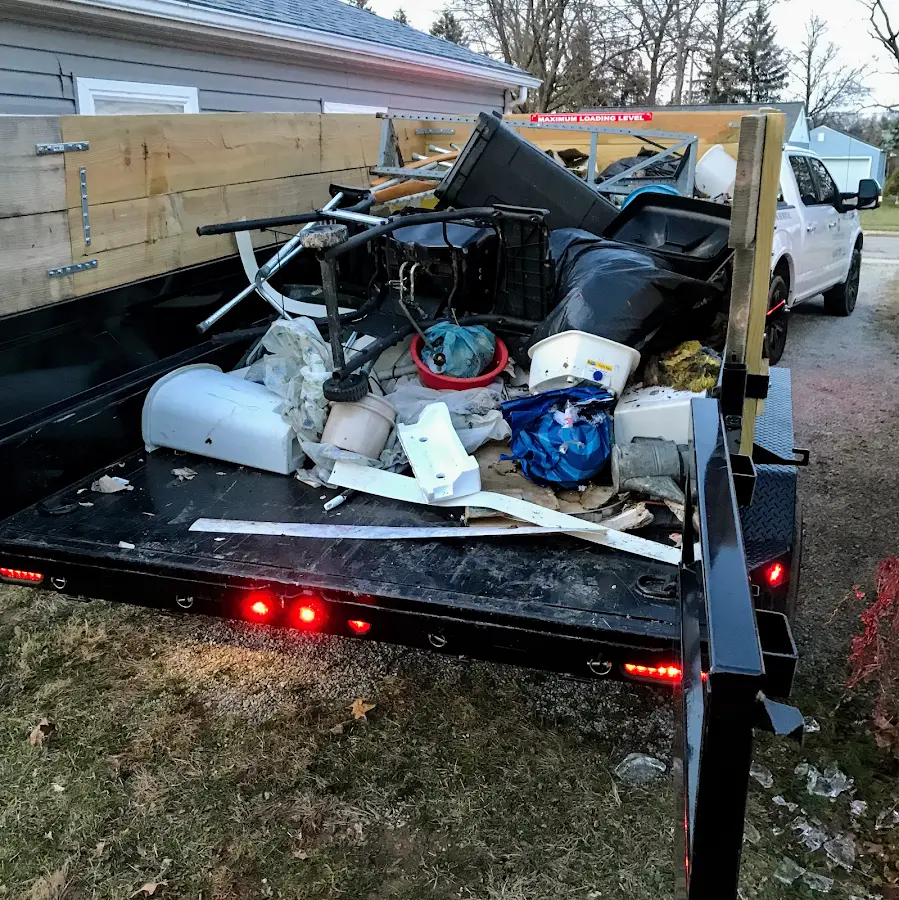 Roll-off dumpster delivered to a residential driveway in Newberg